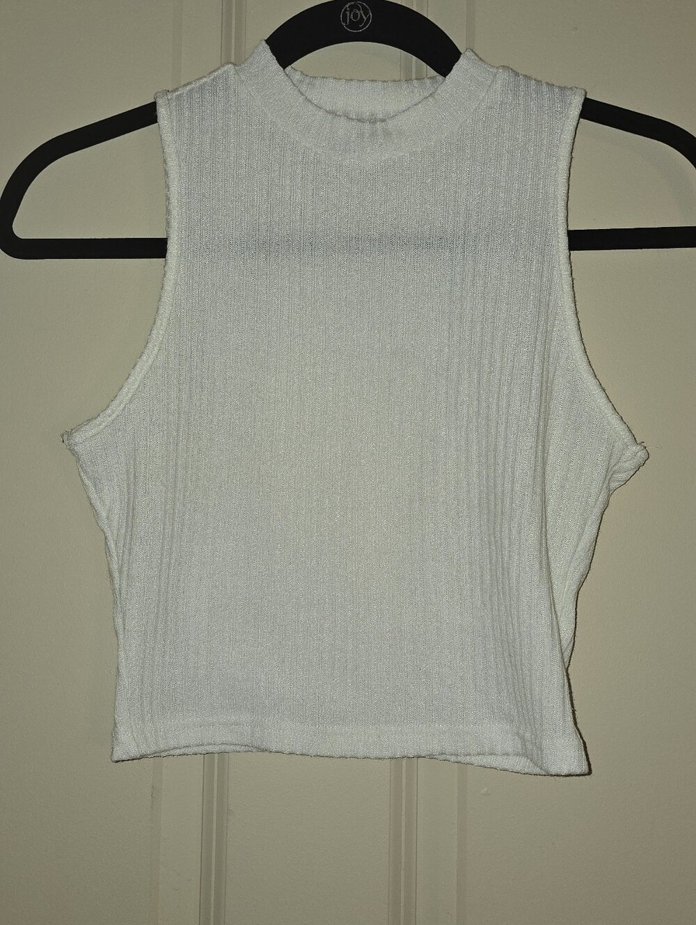 SHEIN White Ribbed Sleeveless Crop Top